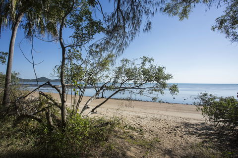 Smalleys Beach - Hotel WA 2