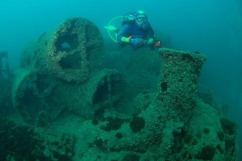 Cochrane Artificial Reef Dive Site - Hotel WA 1