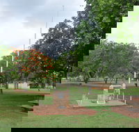 Mataranka War Memorial - Hotel WA