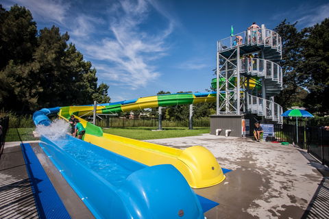 Nowra Aquatic Park - Hotel WA 1