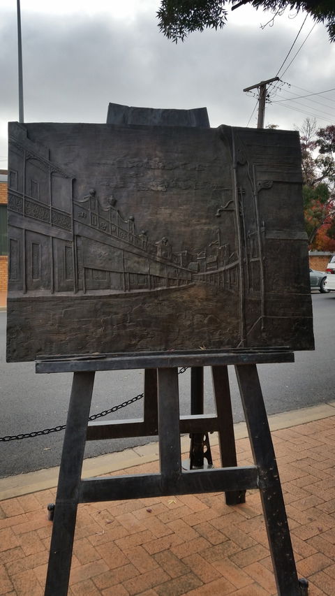 Russell Drysdale Easel Sculpture - Hotel WA 0