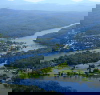 Shallow Crossing - Hotel WA