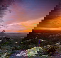 Glass House Mountains - Hotel WA