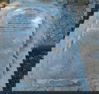 Stone Quarry Cemetery - Hotel WA