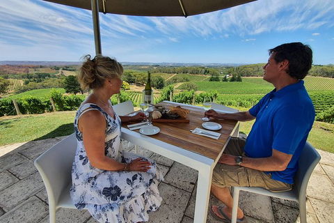 Adelaide Hills Regional / Hahndorf German Village Tour - Hotel WA 2