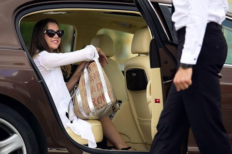 Adelaide Airport (ADL) To City Center To Airport - Private Transfer - Hotel WA 1
