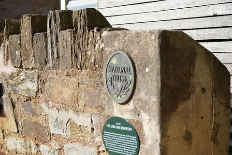 Bungaree & Burra UnEarthed - Hotel WA 9