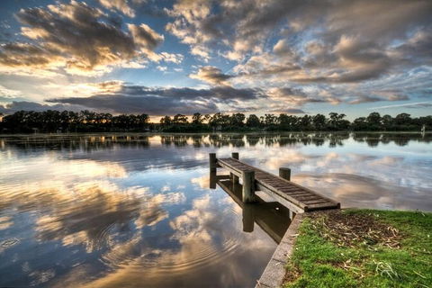 Small-Group River Murray Dark Sky And Sunset Tour With Dinner - Hotel WA 5