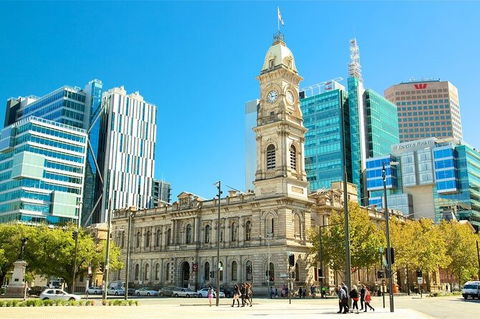 Adelaide Airport Transfers : Airport ADL To Adelaide City In Luxury Car - Hotel WA 7