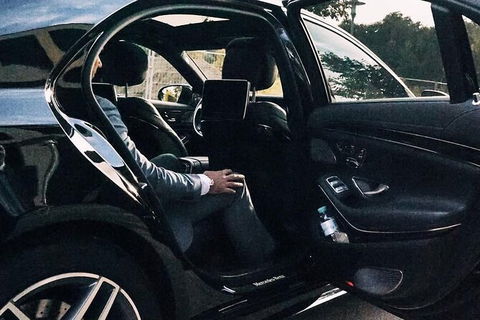 Arrival Private Transfers: Adelaide Airport ADL To Adelaide In Business Car - Hotel WA 4