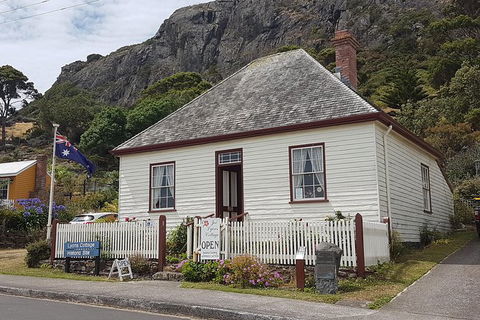 Cruise Ship Excursion: Stanley - Hotel WA 19
