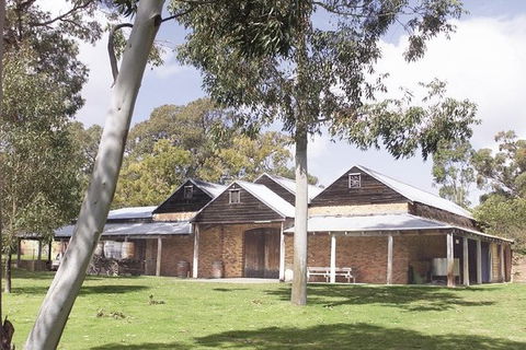 Wineries And Scenic Drive Full Day Tour - Hotel WA 4