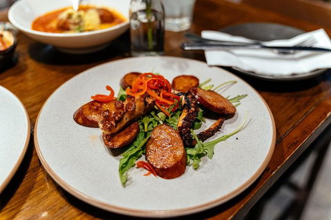 The Flavors Of Perth: Fremantle Wine & Bites Private Tour - Hotel WA 2