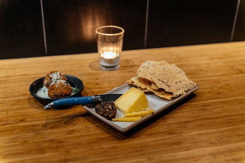 The Flavors Of Perth: Fremantle Wine & Bites Private Tour - Hotel WA 4