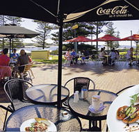 The Beach and Bush Gallery and Cafe - Hotel WA