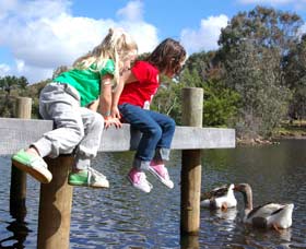 Vasse River And Rotary Park - Hotel WA 0