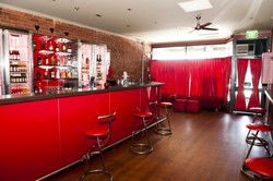 Reunion Bar - Hotel WA 0