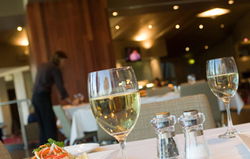 West Lakes Shore SA Hotel WA