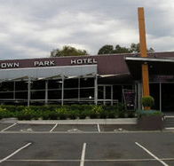 Sandown Park Hotel - Hotel WA