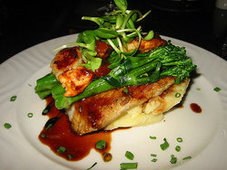 H20 Bar And Bistro - Hotel WA 2
