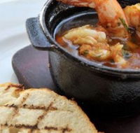 Rickys River Bar  Restaurant - Hotel WA