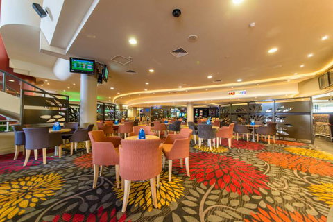 Sunshine Beach Surf Life Saving Club - Hotel WA 2