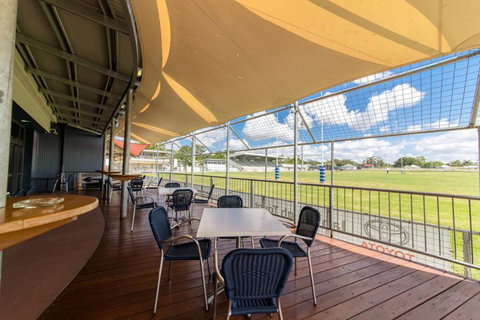 Sunshine Beach Surf Life Saving Club - Hotel WA 4