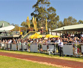 Alice Springs Turf Club - Hotel WA 5