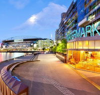 Bar Watermark - Hotel WA