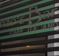 Renzo's Bar - Hotel WA