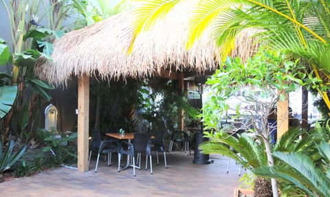 Flavors @ Ferry Cafe/Restaurant - Hotel WA 1