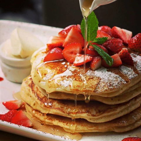 Dundee’s Restaurant On The Waterfront - Hotel WA 11