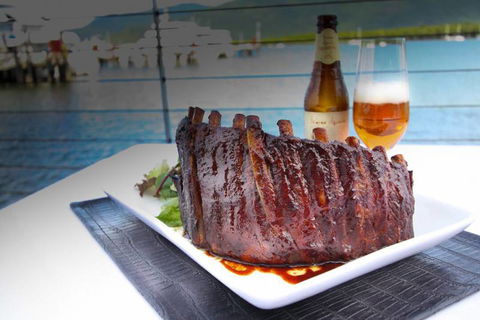 Dundee’s Restaurant On The Waterfront - Hotel WA 14