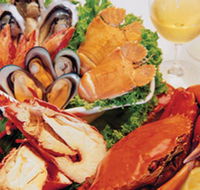 The Raw Prawn - Hotel WA