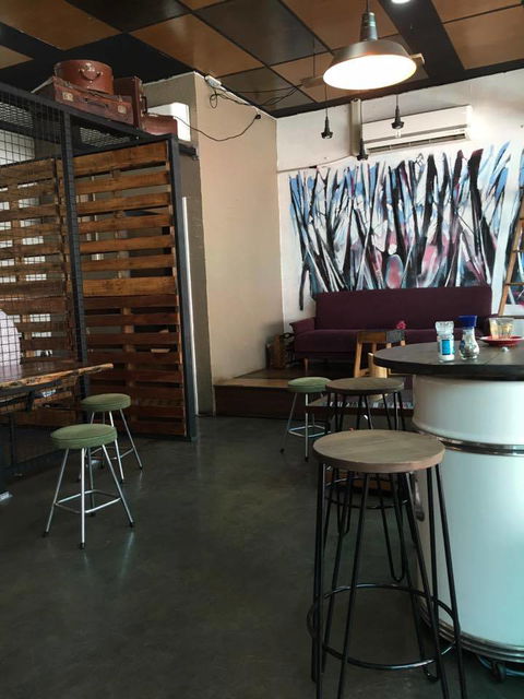 Page 27 Cafe - Hotel WA 2