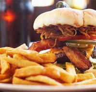 Karama Plaza Tavern - Hotel WA