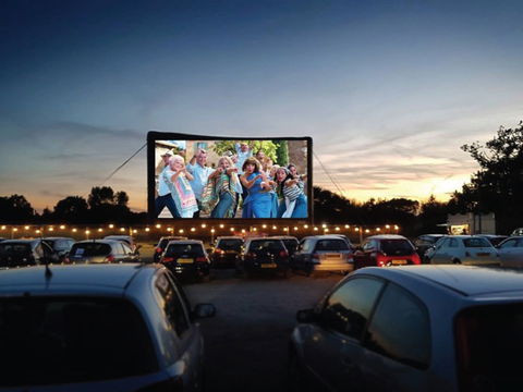 Bathurst Winter Festival - Hotel WA 1