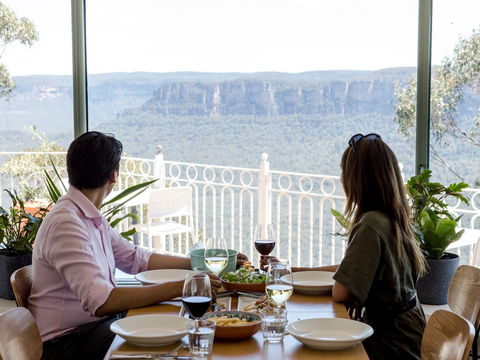 Christmas Day Lunch At The Lookout Echo Point - Hotel WA 0