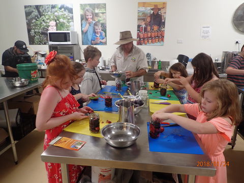 Fruit Bottling Sessions At Rayner's Orchard - Hotel WA 2