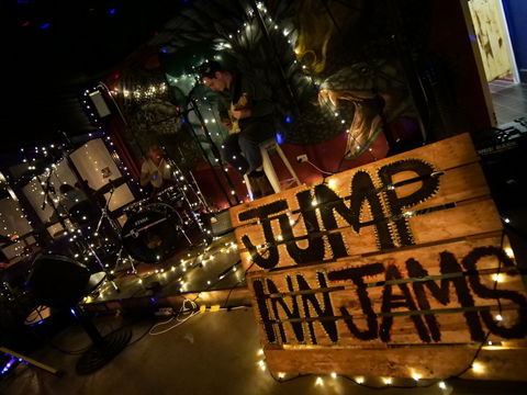 Jump Inn Jam Sessions - Hotel WA 0