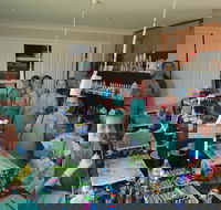 School holidays - Kids art class - Painting - Hotel WA