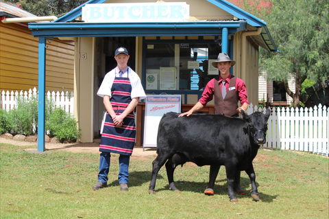 Festival Of The Big Cow - Hotel WA 2