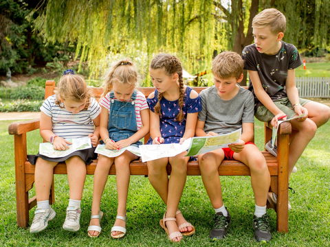 Mega Creatures At Hunter Valley Gardens - Postponed - Hotel WA 1