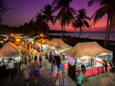 Mindil Beach Sunset Market - Hotel WA 0