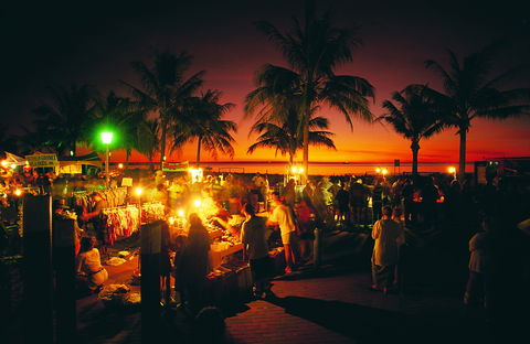 Mindil Beach Sunset Market - Hotel WA 2