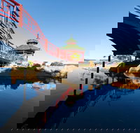 Mayfield Garden Spring Festival