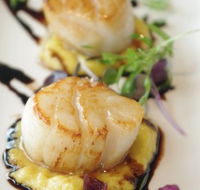 Dedes Restaurant - Hotel WA