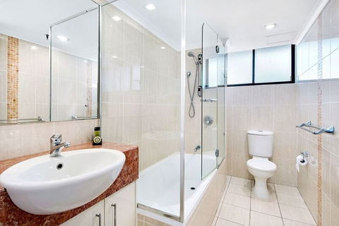 ULTIQA Beach Haven At Broadbeach - Hotel WA 3