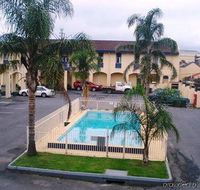 Econo Lodge Hacienda International - Hotel WA