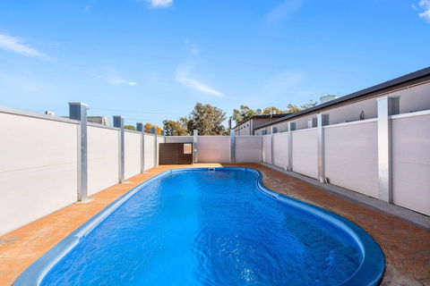 Econo Lodge Moree Spa Motor Inn - Hotel WA 6